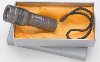 Polıce Pc-17 Cree Power Ledli El Feneri ( 3 Tane İnce Kalem Pille Çalışır)