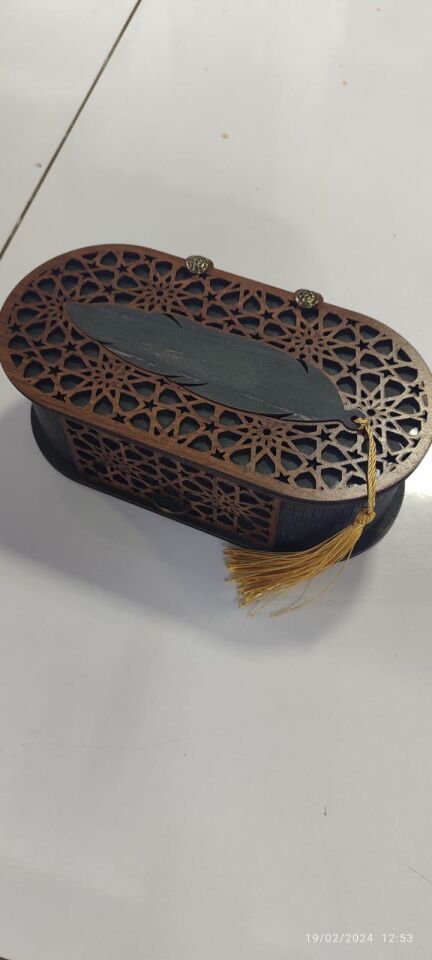 Şekilay Ahşap Ayraçlı Kutu Kalemlik 14228