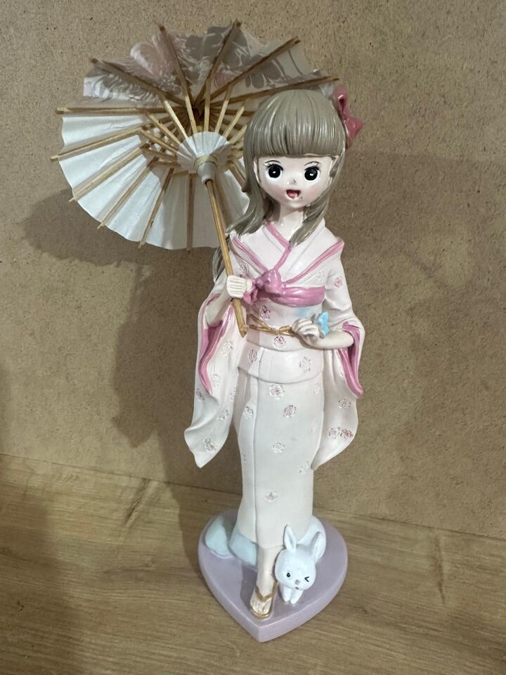 Taros Japon Geyşa Orta Boy Biblo 6291