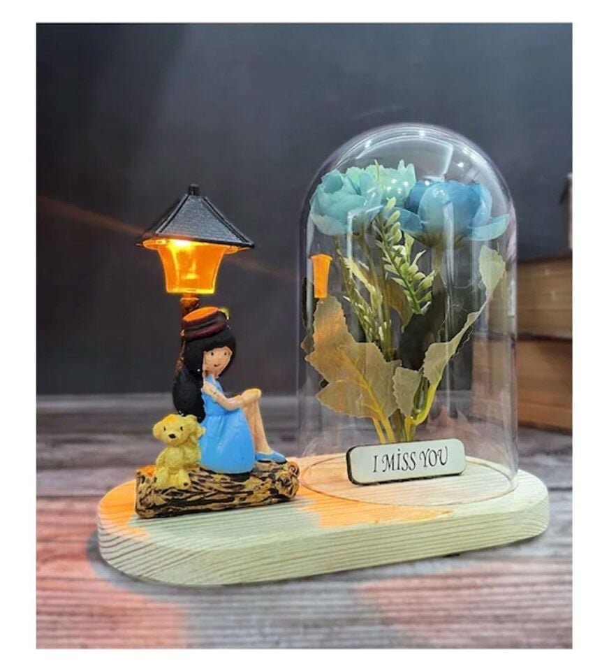 Şekilay Oval Işıklı Fanus Oturan Kız Kr9053